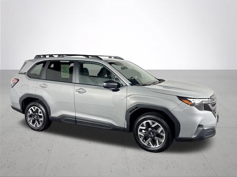 Certified 2026 Subaru Forester Premium AWD/4WD image 5
