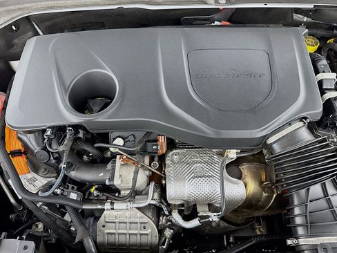 Used 2024 Alfa Romeo Tonale Veloce image 38