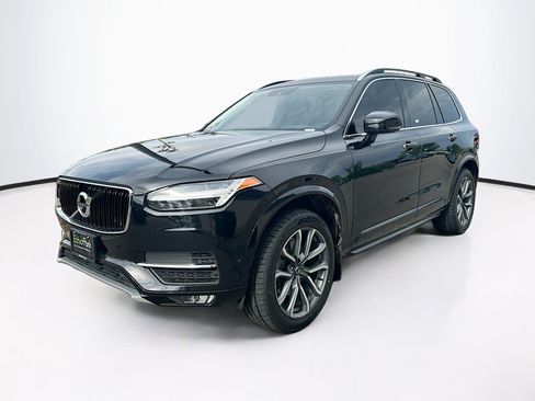 Used 2018 Volvo XC90 T5 Momentum w/ Convenience Package AWD/4WD image 3