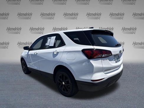 Used 2024 Chevrolet Equinox LS w/ Driver Confidence II Package FWD image 8