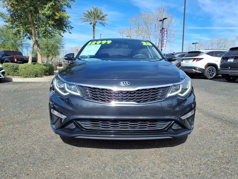 Used 2020 Kia Optima LX image 2