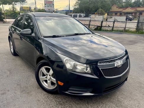 Used 2013 Chevrolet Cruze LT w/ All-Star Edition FWD image 3