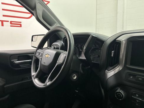 Used 2020 Chevrolet Silverado 1500 Custom w/ Custom Value Package AWD/4WD image 59
