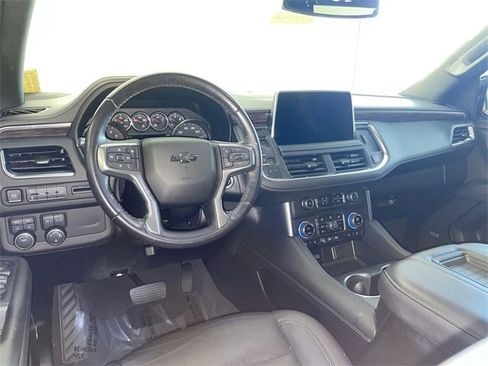 Used 2021 Chevrolet Tahoe Z71 w/ Rear Media and Nav Package image 22