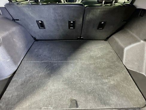 Used 2019 GMC Terrain SLT w/ Preferred Package FWD image 24