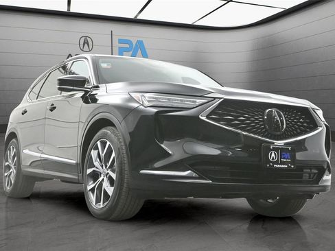 Used 2023 Acura MDX SH-AWD w/ Technology Package image 32