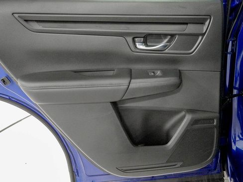 Certified 2025 Honda CR-V EX image 35