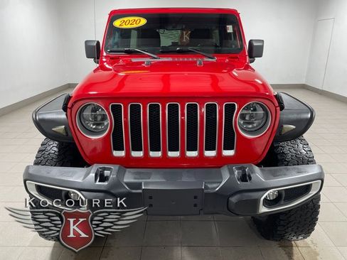Used 2020 Jeep Wrangler Unlimited Sahara w/ Uconnect 4C Nav & Sound Group image 2