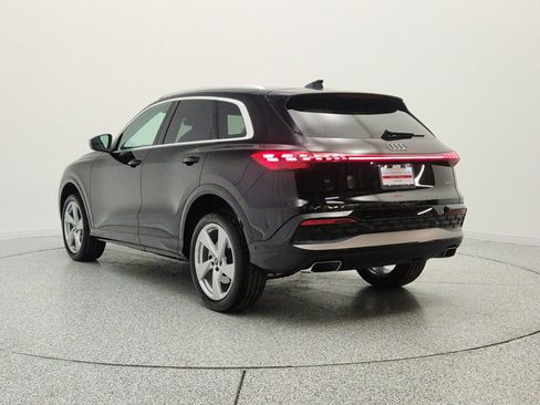 Used 2025 Audi Q5 Premium Plus w/ Premium Plus AWD/4WD image 7