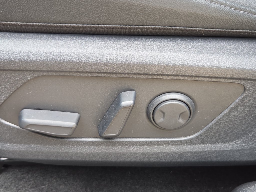 Used 2026 Kia Sportage SX FWD image 12