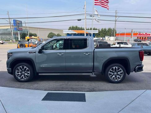 New 2026 GMC Sierra 1500 Denali w/ Denali Reserve Package AWD/4WD image 6