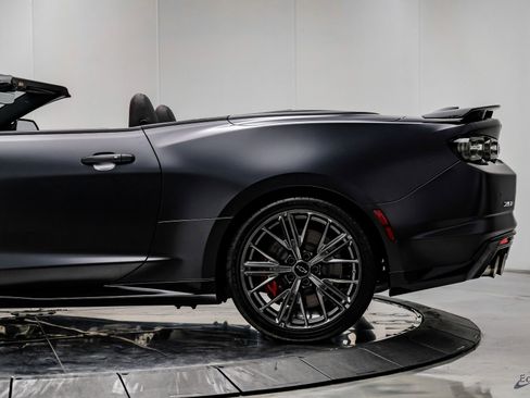 Used 2024 Chevrolet Camaro ZL1 RWD image 11