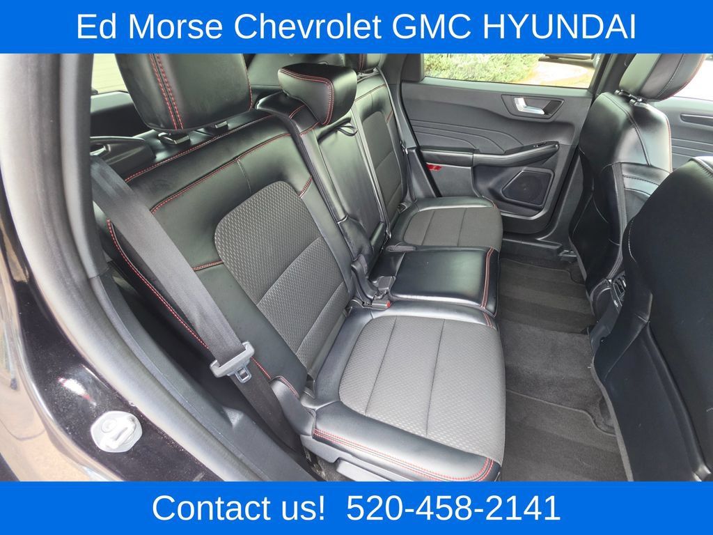 Used 2025 Ford Escape ST-Line AWD/4WD image 14