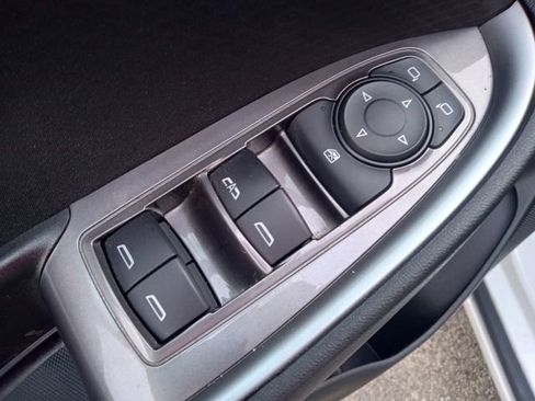 Used 2023 Chevrolet Malibu LT image 16