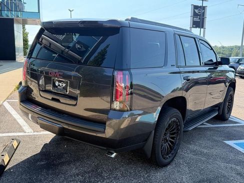 Used 2017 GMC Yukon SLT w/ Open Road Package AWD/4WD image 3