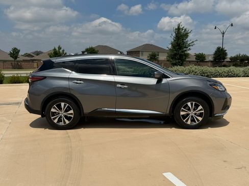 Used 2019 Nissan Murano SV FWD image 7