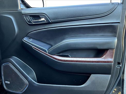 Used 2018 GMC Yukon XL SLT w/ Premium Edition image 26