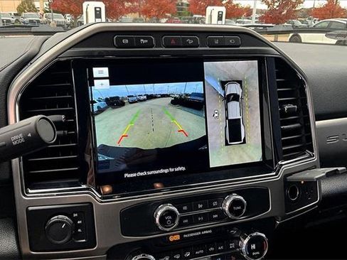 Used 2022 Ford F450 Platinum w/ FX4 Off-Road Package image 16