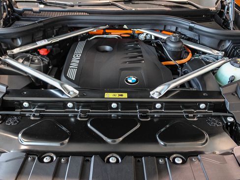 New 2026 BMW X5 xDrive50e AWD/4WD image 25