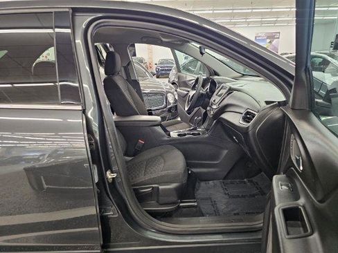 Used 2019 Chevrolet Equinox LT image 31