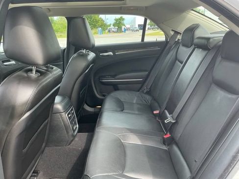 Used 2022 Chrysler 300 Touring L w/ Popular Equipment Group AWD/4WD image 34