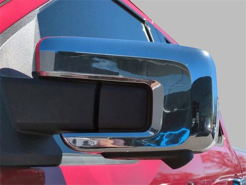 Used 2021 Ford F150 Lariat w/ Tow Technology Package image 12