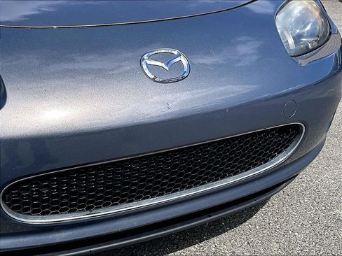 Used 2008 MAZDA MX-5 Miata Grand Touring w/ Interior Trim Pkg image 22