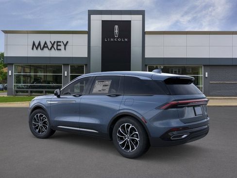 New 2026 Lincoln Nautilus Premier w/ Equipment Group 102A AWD/4WD image 4