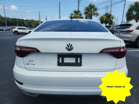 Used 2020 Volkswagen Jetta R-Line FWD image 4