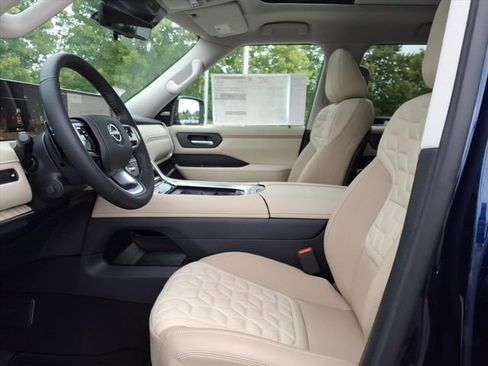 New 2026 Nissan Armada Platinum image 5