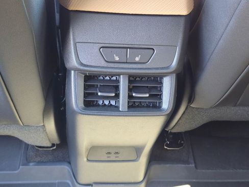 Used 2026 Chevrolet Equinox ACTIV w/ Convenience Package III FWD image 20