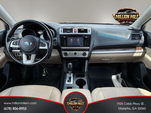 Used 2015 Subaru Outback 3.6R Limited AWD/4WD image 3
