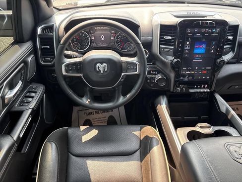 Used 2023 RAM 1500 Laramie AWD/4WD image 22