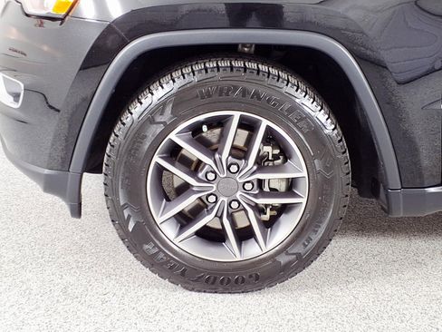 Used 2021 Jeep Grand Cherokee Limited image 26