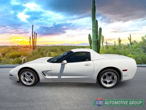 Used 2003 Chevrolet Corvette Convertible w/ Preferred Equipment Group1 RWD image 6