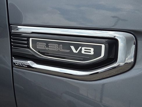 Used 2019 GMC Sierra 1500 SLT w/ SLT Premium Plus Package AWD/4WD image 11