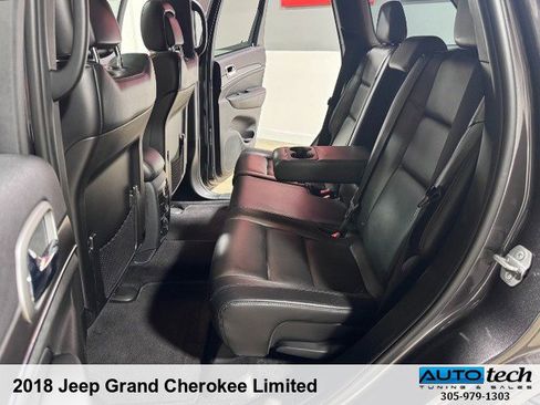 Used 2018 Jeep Grand Cherokee Limited image 28