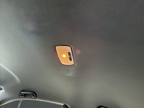 Used 2017 Honda Accord Sport image 26