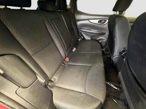 Used 2020 Nissan Rogue Sport S FWD image 13