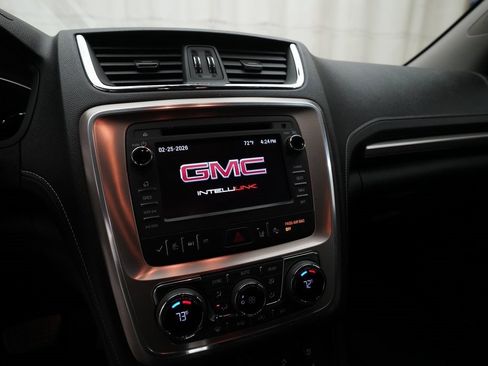 Used 2014 GMC Acadia Denali image 6
