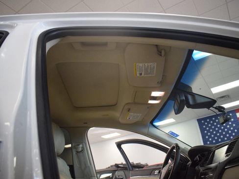 Used 2013 Lincoln MKS AWD image 47