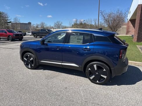 New 2026 Nissan Kicks SR w/ SR Premium Package AWD/4WD image 35