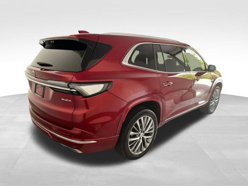 Used 2025 Buick Enclave Avenir w/ Super Cruise Package AWD/4WD image 5
