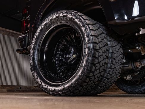 Used 2026 Ford F450 Platinum w/ Platinum Plus Package image 14