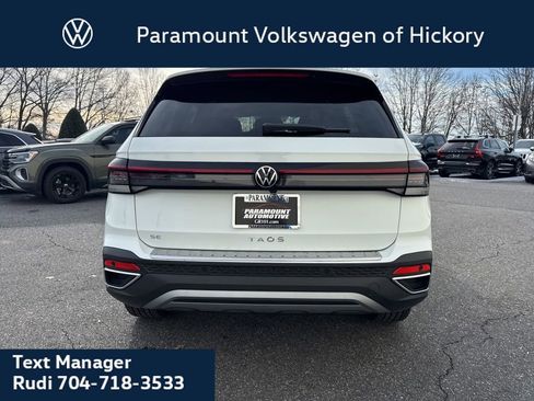 New 2026 Volkswagen Taos SE FWD image 7