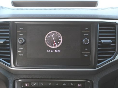 Used 2021 Volkswagen Atlas SE image 25