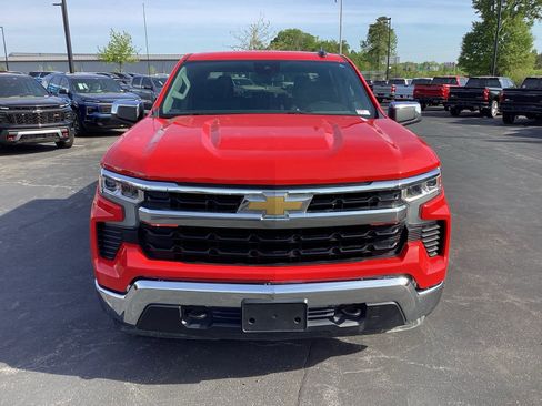 Used 2025 Chevrolet Silverado 1500 LT AWD/4WD image 4