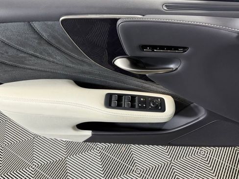 Used 2023 Lexus LS 500 500 Base w/ Interior Upgrade Package image 26