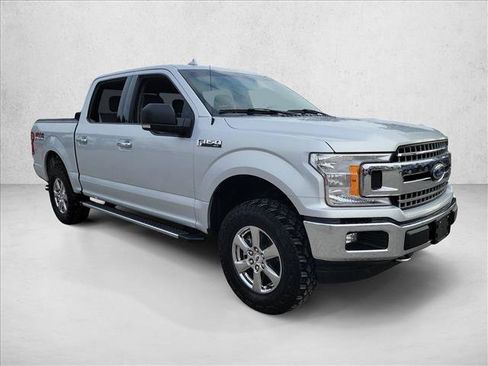 Used 2018 Ford F150 XLT w/ Equipment Group 302A Luxury image 3