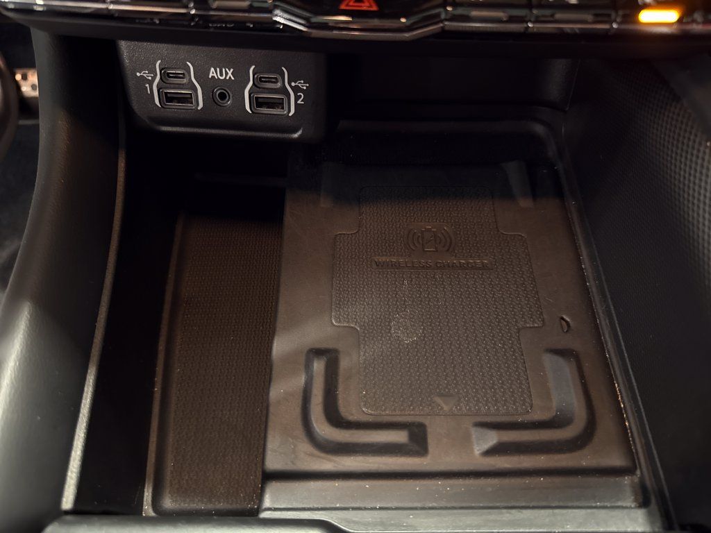 Used 2023 Dodge Durango SRT AWD/4WD image 19